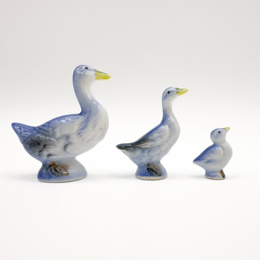Mini Bone China Duck Family Figurines Porcelain Blue Ducks Geese Hand Painted - Picture 11 of 13